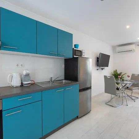 Moderni Studio Homestay *